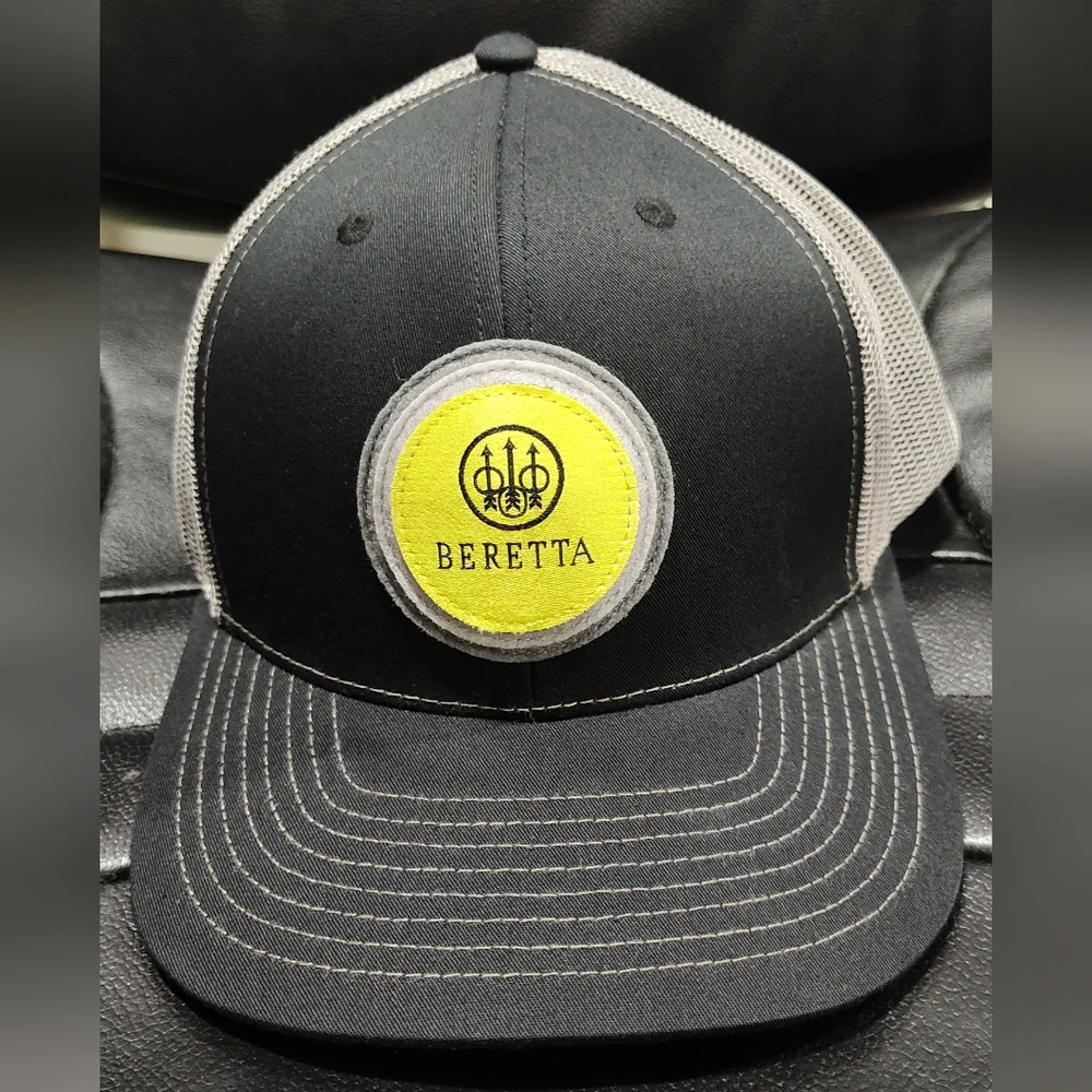 Beretta Trucker Hat/Cap Rich 112 Trckr - Circle Patch Blk/Yellow, Gray Mesh, OS